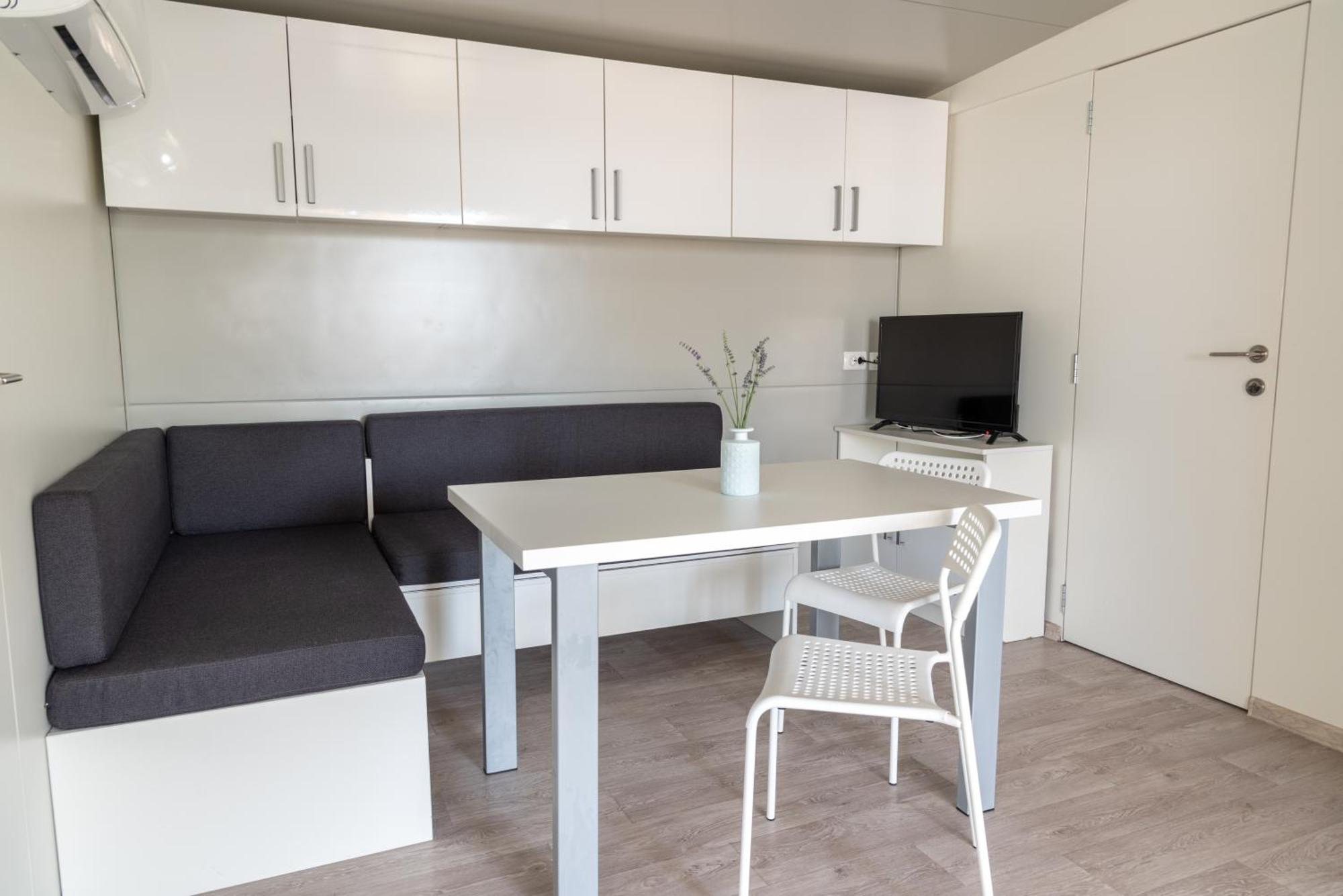 Rasin Mobile Homes Pakostane Exterior photo